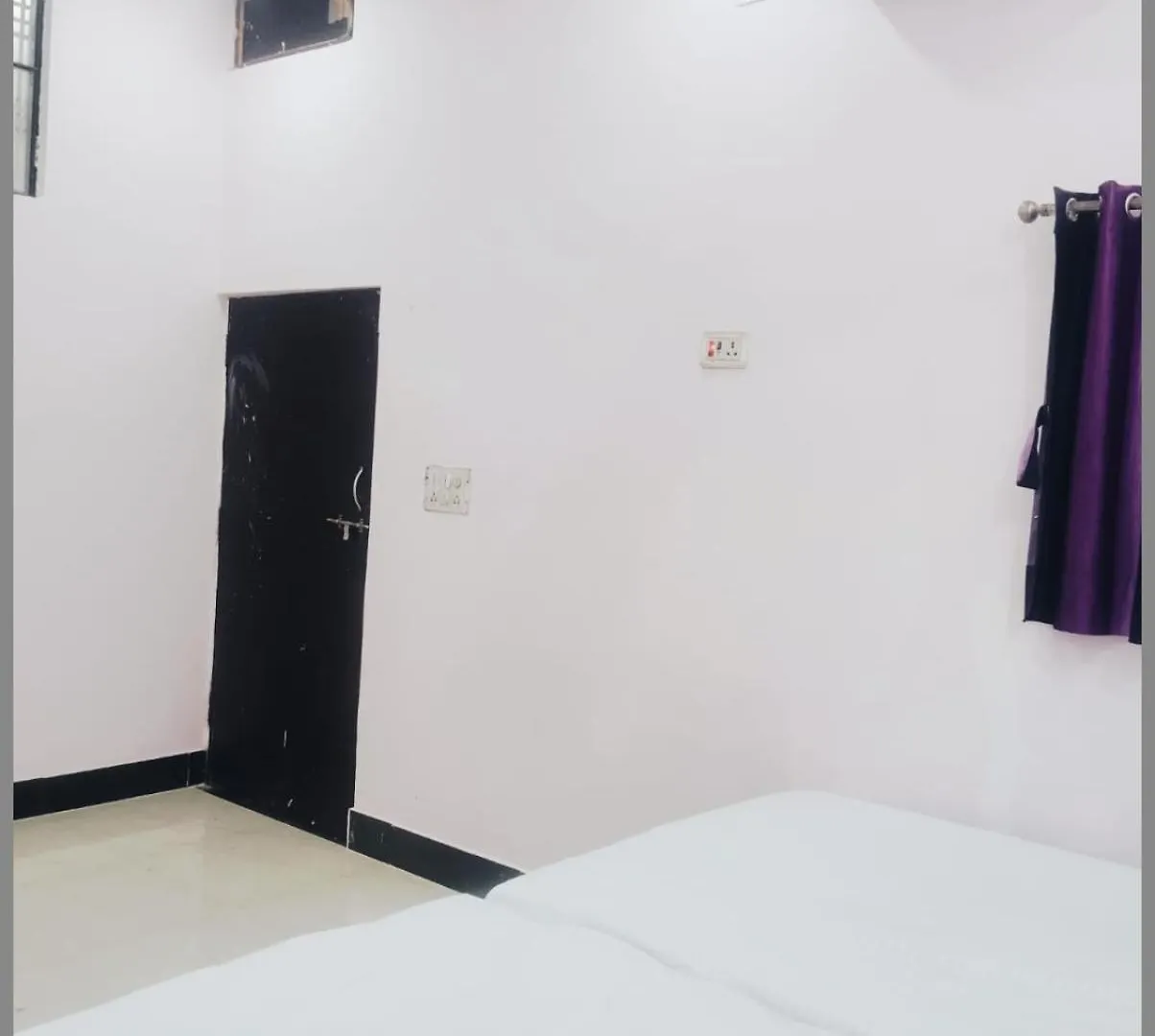 Hotel R-A-M-A-S-I-S-H K-U-T-I-R Near Kashi Vishwanath Temple - Offers Air Conditioned Rooms With Wifi -Best Hotel In Varanasi